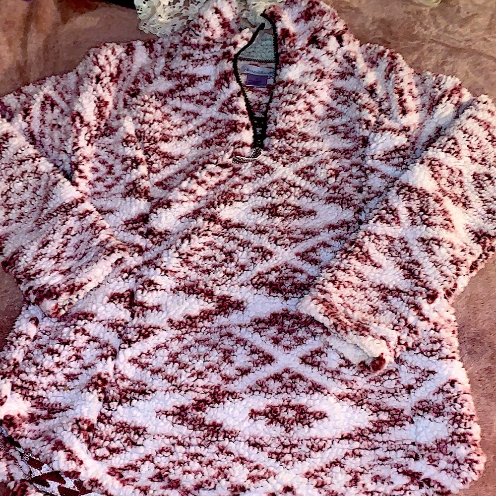 Keren hart over the head fuzzy sweater